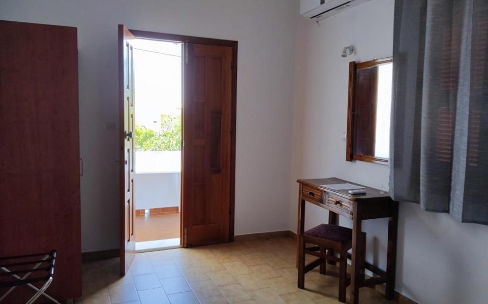 Maria Apartments Pefki Екстериор снимка